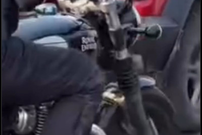 रॉयल एनफील्ड इंटरसेप्टर 750 Brand Badge