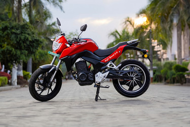 Seeka SBolt Side Profile View (Left)