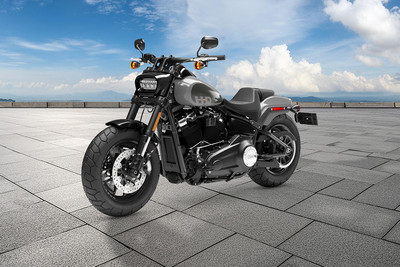 Harley Davidson Fat Bob Front Left Quarter View