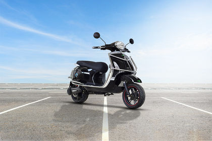 Super Eco S 2 Front Right Quarter View Super Eco S 2 Front Right Quarter View
