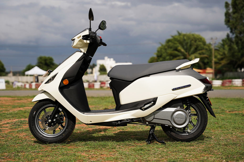 Suzuki E Access image 4