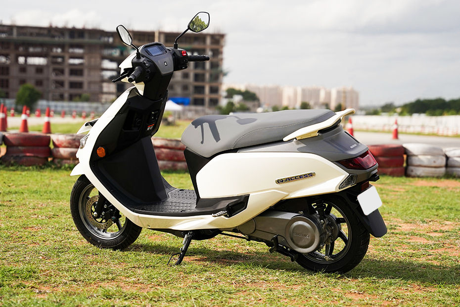 Suzuki E Access image 5