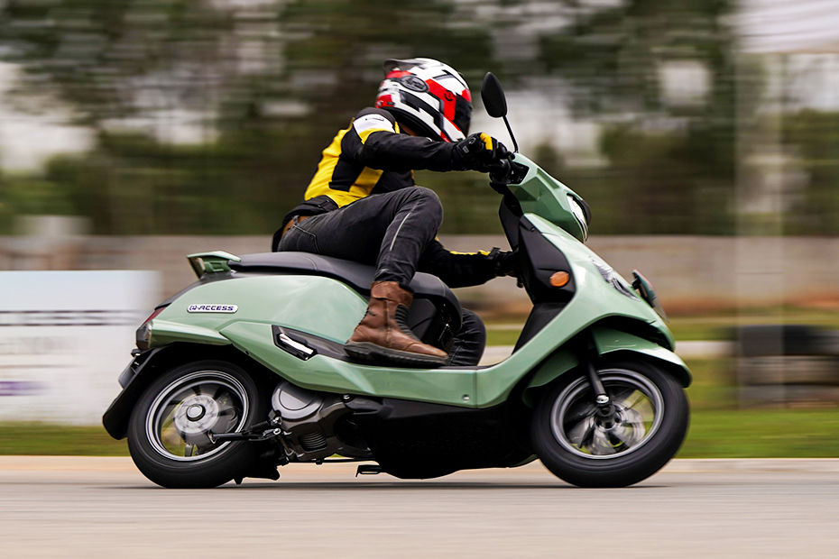 Suzuki E Access image 12