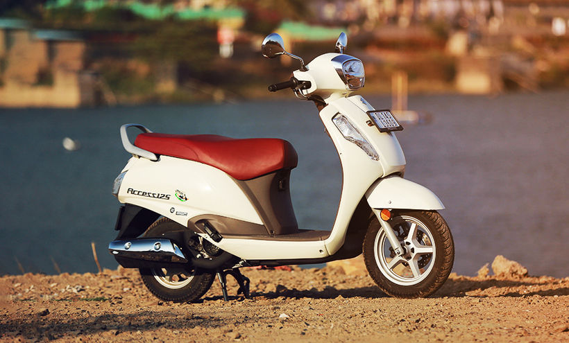 Suzuki Access 125 Right Side View