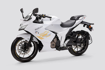 Suzuki Gixxer SF 250 Front Left Quarter View Suzuki Gixxer SF 250 Front Left Quarter View