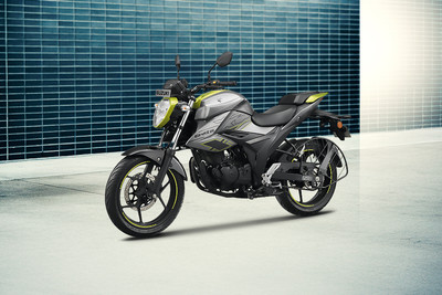 Suzuki Gixxer Front Left Quarter View