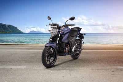 Suzuki Gixxer 250[2020-2024] Front Left Quarter View