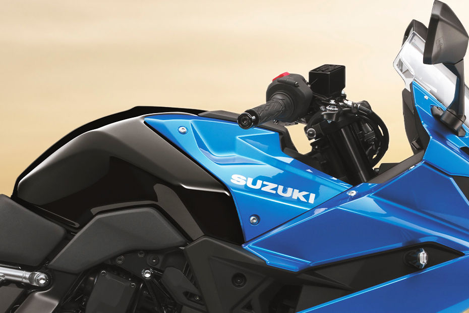 Suzuki GSX-8R image 4
