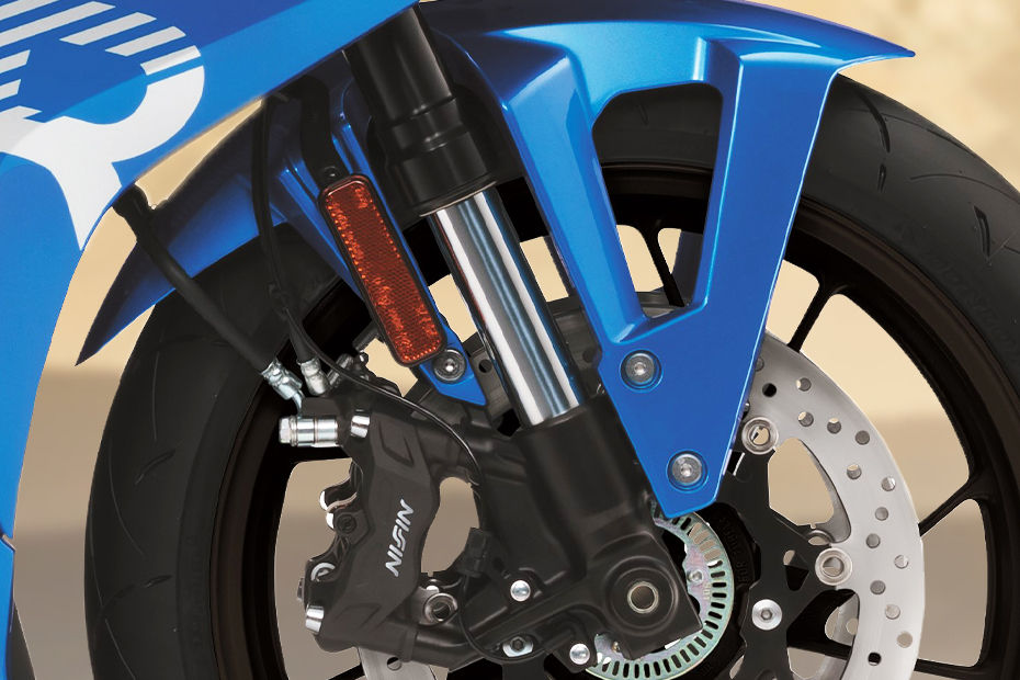 Suzuki GSX-8R image 11