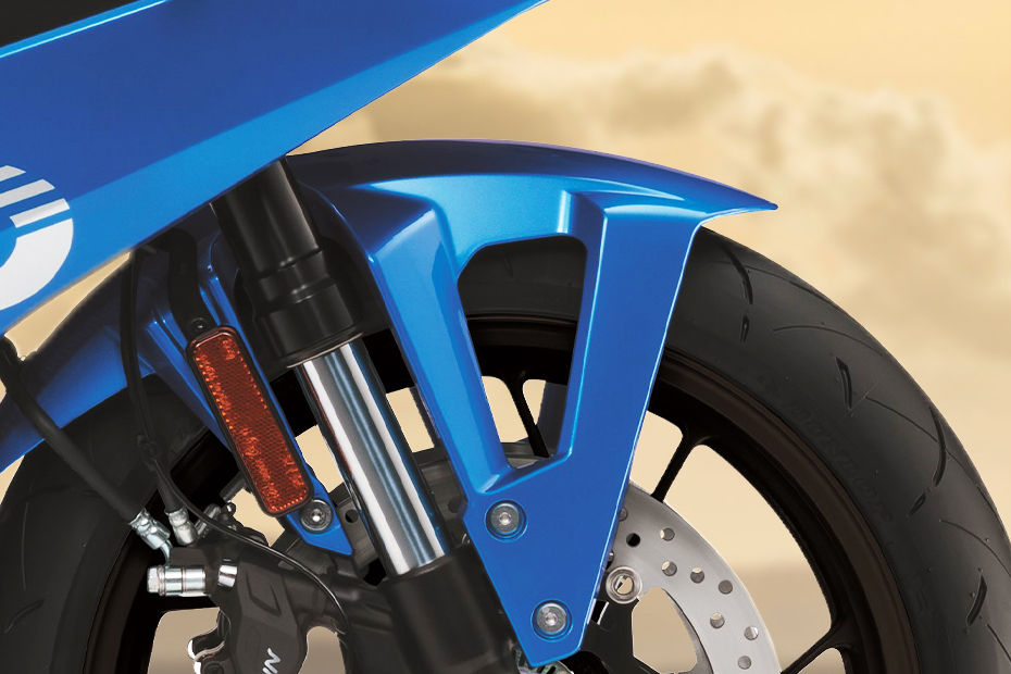 Suzuki GSX-8R image 5
