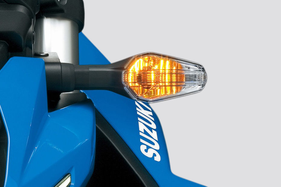 Suzuki GSX-8S image 8