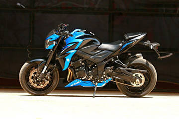 Suzuki GSX S750 Left Side View