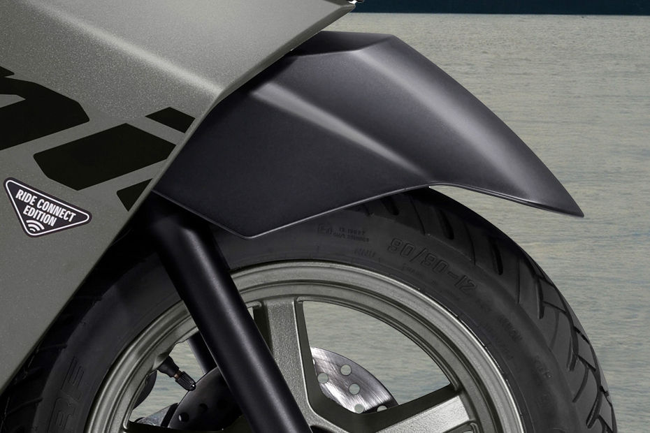 Suzuki Avenis image 6