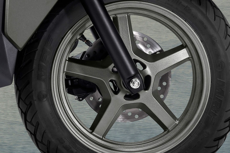Suzuki Avenis image 12