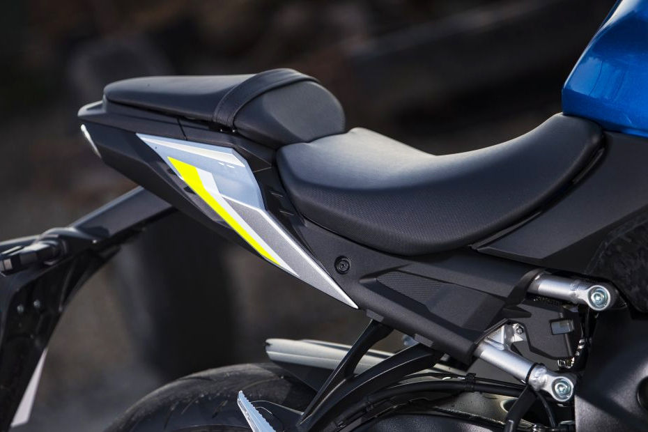 Suzuki GSX-S1000 image 11