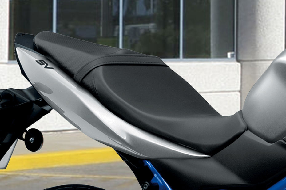 Suzuki SV650 image 10