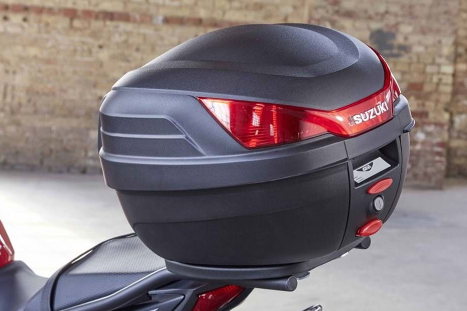 Suzuki SV650 image 6
