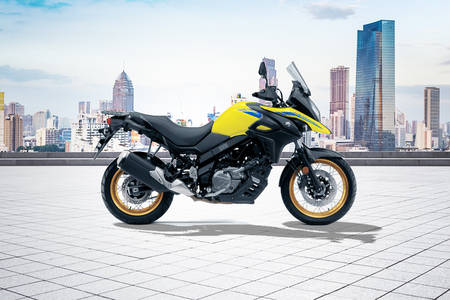 Suzuki V-Strom 650XT Right Side View