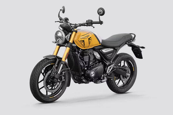 Triumph Speed 400 (2023-2025) Front Left Quarter View Triumph Speed 400 (2023-2025) Front Left Quarter View