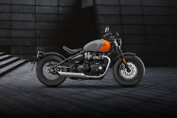 Triumph Bonneville Bobber Right Side View