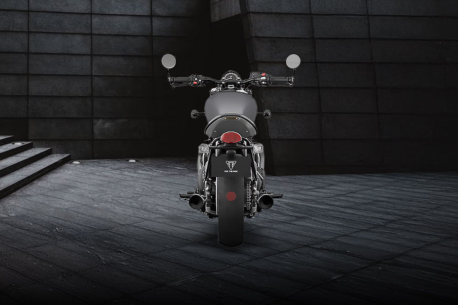 Triumph Bonneville Bobber image 6