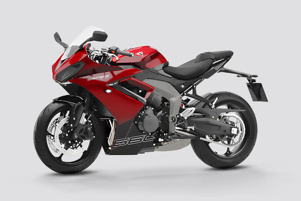 Triumph Daytona 660 Front Left Quarter View Triumph Daytona 660 Front Left Quarter View