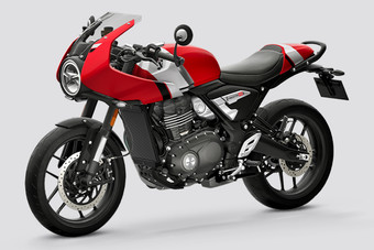 ट्रायंफ थ्रक्सटन 400