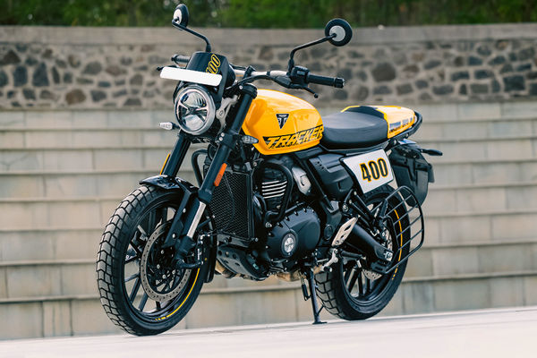 Triumph Tracker 400 Front Left Quarter View