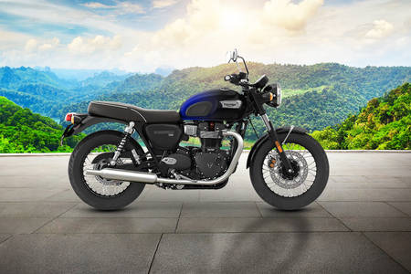 Triumph Bonneville T100 Right Side View