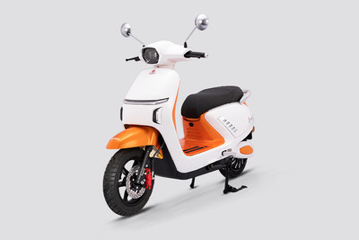 Tunwal Roma N Front Left Quarter View