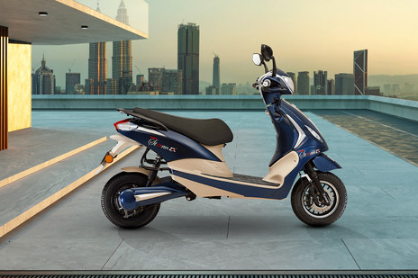 THE ROAD S（STORM） Storm ZX Electric Scooter at best price in Ayodhya by Prem Auto