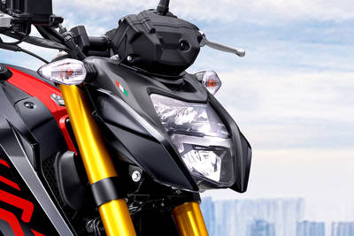 2025 TVS Apache RTR 200 4V Head Light