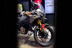 TVS RTX 300 के स्पेसिफिकेशन