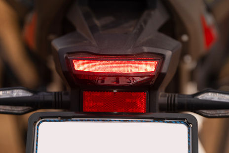 TVS Apache RTX 300 image 16