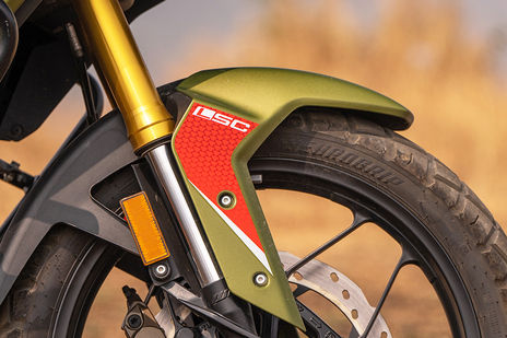 TVS Apache RTX 300 image 32