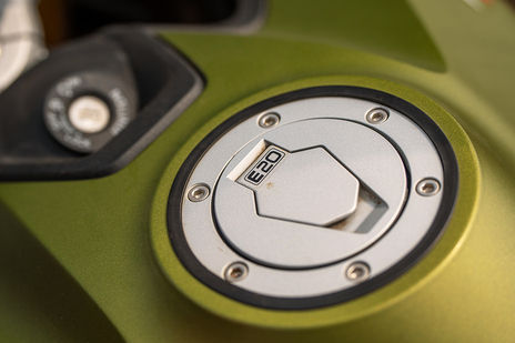 TVS Apache RTX 300 image 57