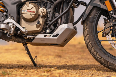 TVS Apache RTX 300 image 63