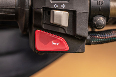 TVS Apache RTX 300 image 67
