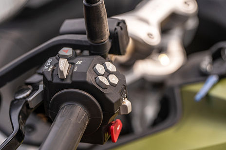 TVS Apache RTX 300 image 69