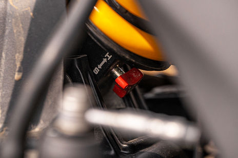 TVS Apache RTX 300 image 81