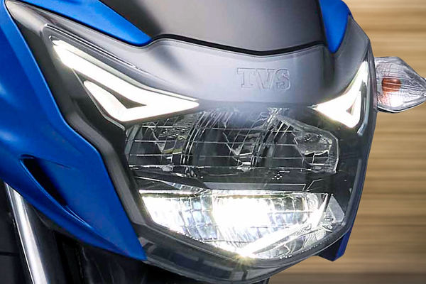 2024 TVS Apache RTR 160 Headlamp