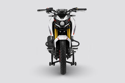 TVS Apache RTR 160 4V Front View