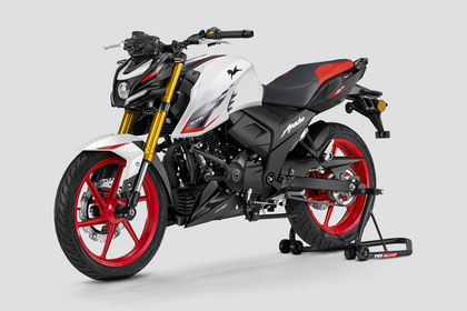 TVS Apache RTR 160 4V Front Left Quarter View