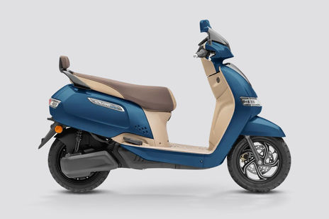 TVS iQube image 18