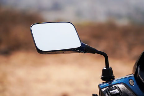 TVS iQube ST image 25