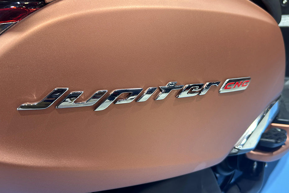 TVS Jupiter CNG image 7