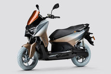 TVS M1-S Electric Maxi-Scooter Range