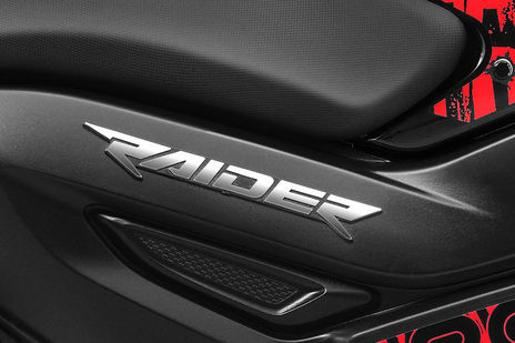 TVS Raider image 33