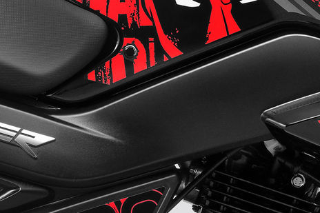 TVS Raider image 32