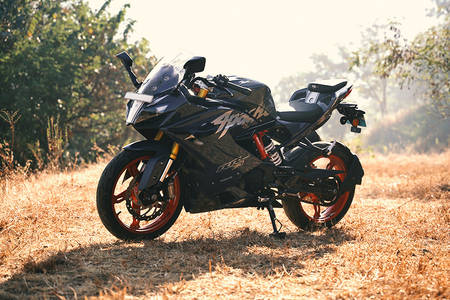 TVS Apache RR 310 Front Left View